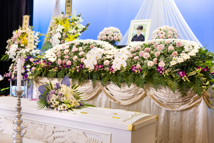 ヌコース生花祭壇