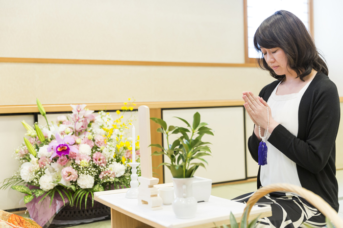 枕飾りの様子