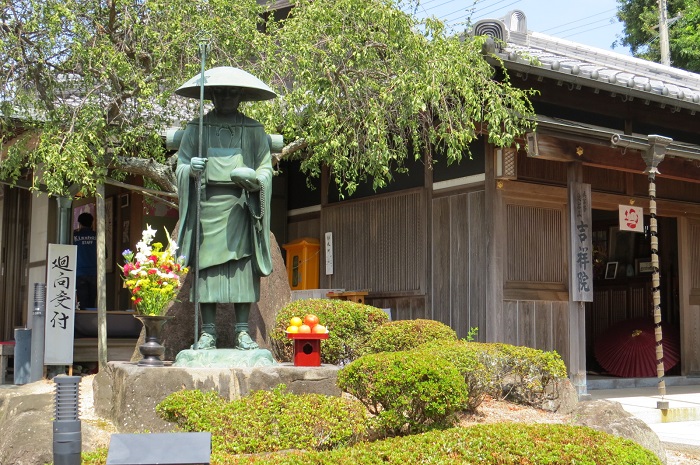 お寺外観