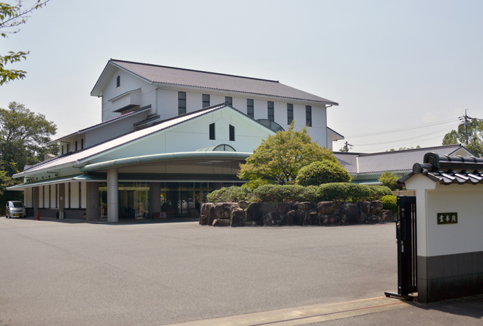 火葬場の外観
