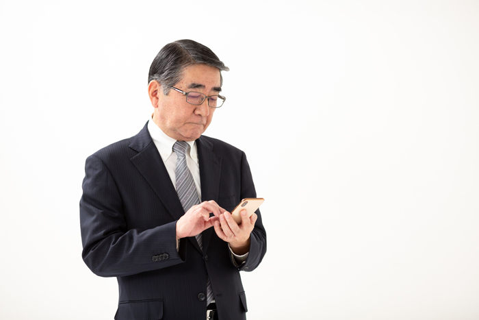 訃報連絡の返信