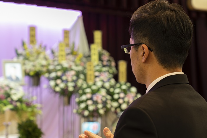供花などのお返しはどうしたらいい？